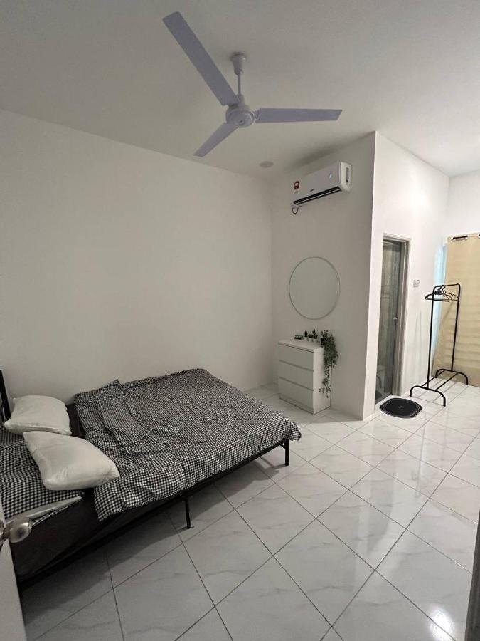 Zh Homestay Teluk Batik لومو المظهر الخارجي الصورة